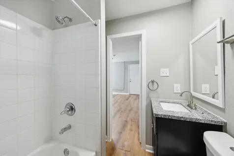 802 Stanford Street 07 Houston TX 77019