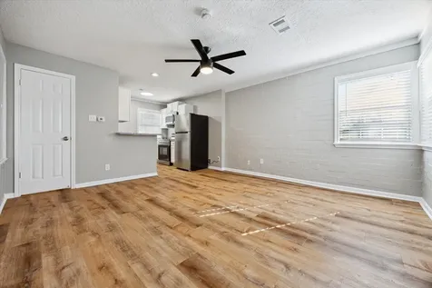 802 Stanford Street 07 Houston TX 77019