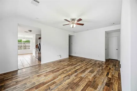 8426 Bay Run Avenue Baytown TX 77521