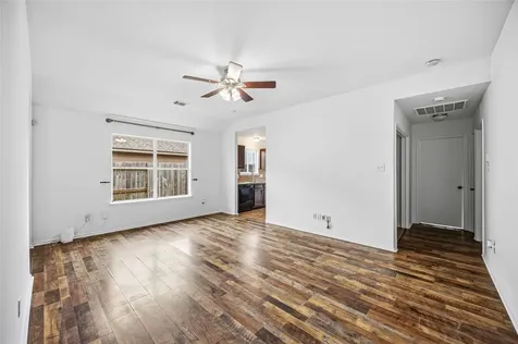 8426 Bay Run Avenue Baytown TX 77521