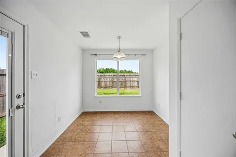 8426 Bay Run Avenue Baytown TX 77521
