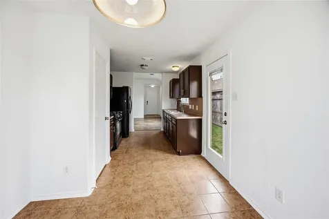 8426 Bay Run Avenue Baytown TX 77521