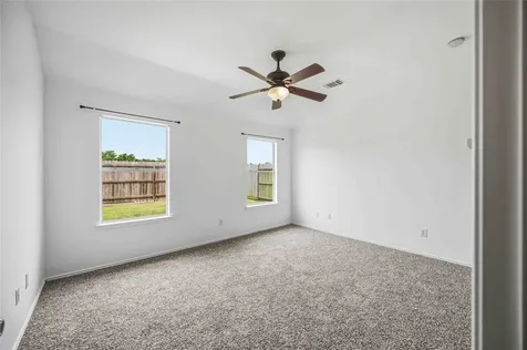 8426 Bay Run Avenue Baytown TX 77521