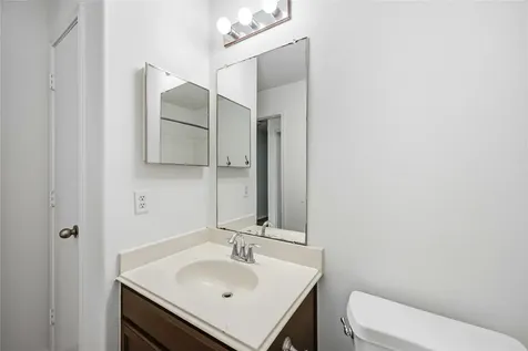 8426 Bay Run Avenue Baytown TX 77521
