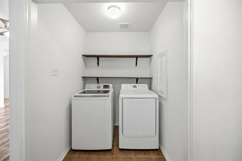 8426 Bay Run Avenue Baytown TX 77521