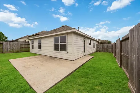 8426 Bay Run Avenue Baytown TX 77521