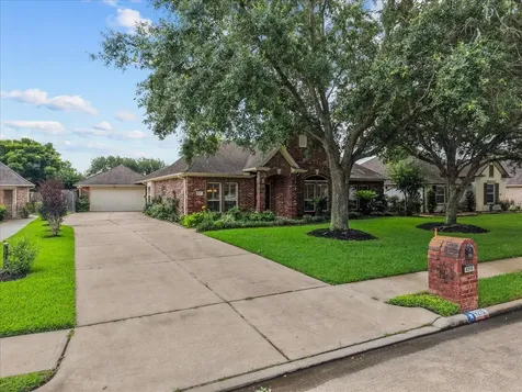 4215 Dover Avenue Santa Fe TX 77510