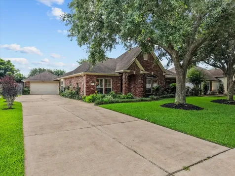 4215 Dover Avenue Santa Fe TX 77510