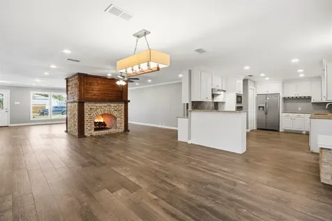 1205 Marine Drive Galveston TX 77550