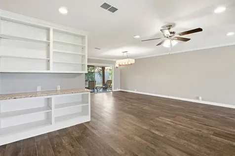 1205 Marine Drive Galveston TX 77550