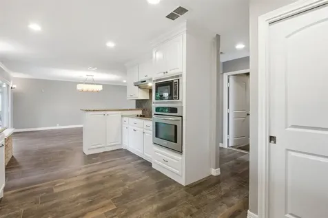 1205 Marine Drive Galveston TX 77550