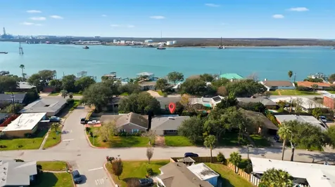 1205 Marine Drive Galveston TX 77550