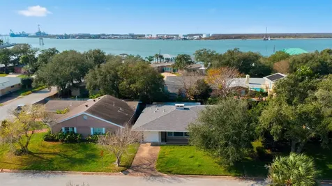 1205 Marine Drive Galveston TX 77550