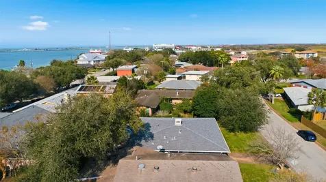 1205 Marine Drive Galveston TX 77550