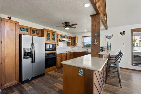 518 Paradise Drive Tiki Island TX 77554