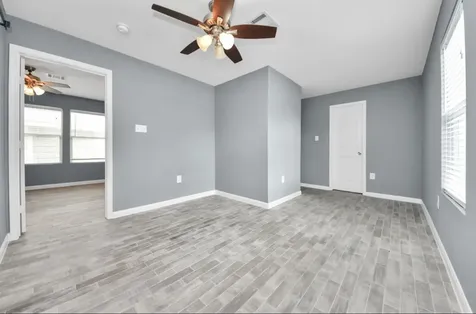 109 N Eastwood Street Houston TX 77011