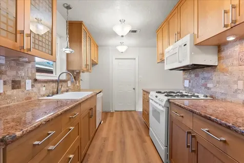 2015 Sierra Street Kemah TX 77565