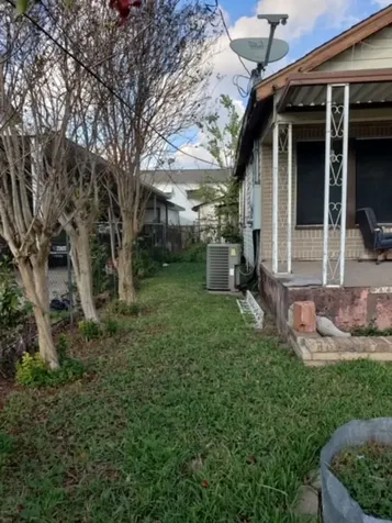 6633 Avenue N Houston TX 77011