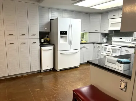 827 Lcr 894 Jewett TX 75846
