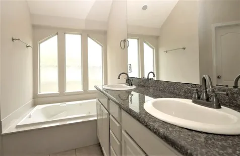 3735 Tidalwood Pearland TX 77578