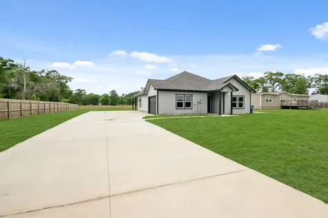 131 S Tyler Road Goodrich TX 77335