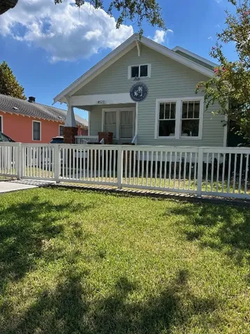 4523 Avenue Q Galveston TX 77551