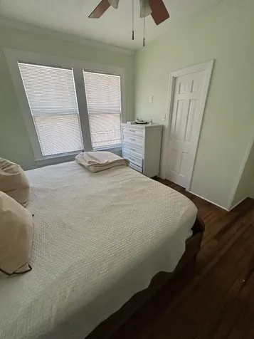 4523 Avenue Q Galveston TX 77551