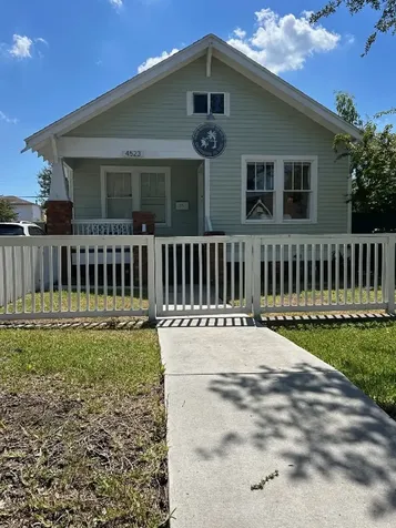 4523 Avenue Q Galveston TX 77551