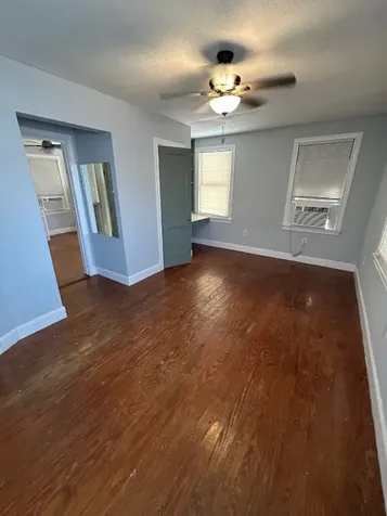 4523 Avenue Q Galveston TX 77551