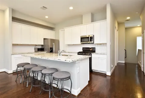 5502 Camaguey Street Houston TX 77023