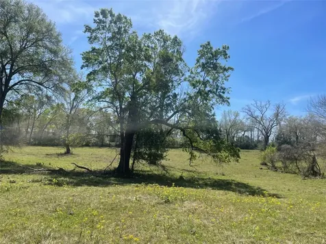 9877 County Road 112 Centerville TX 75833