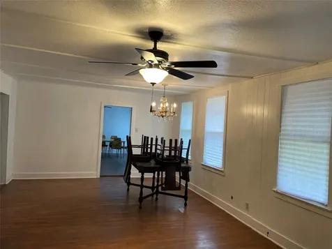 405 Woodrow Jackson Drive Navasota TX 77868