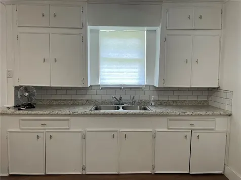 405 Woodrow Jackson Drive Navasota TX 77868