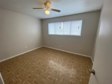 5610 Royal Palms Street 67 Houston TX 77021