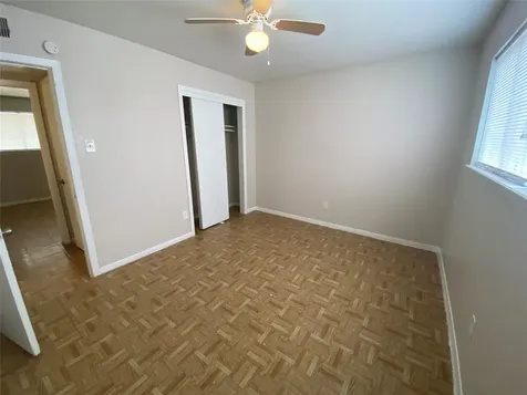 5610 Royal Palms Street 67 Houston TX 77021