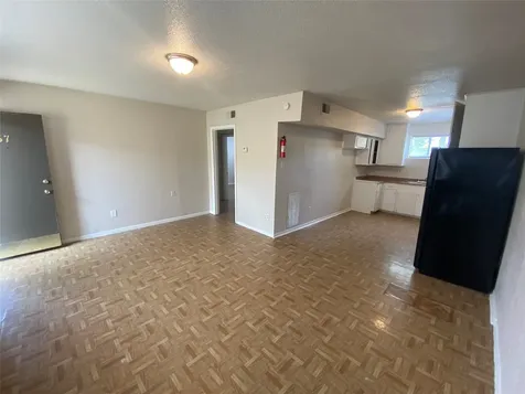 5610 Royal Palms Street 67 Houston TX 77021