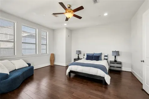 411 T C Jester Boulevard Houston TX 77007