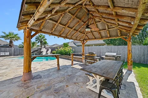 3709 Trent Cove Lane Pearland TX 77584