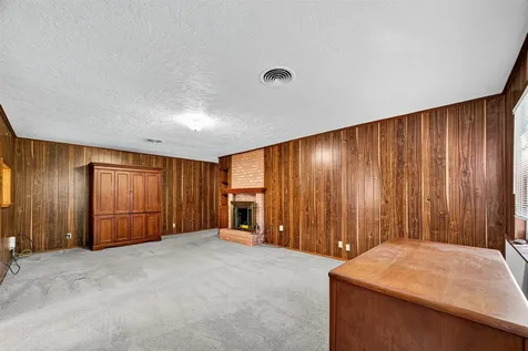 5223 Wigton Drive Houston TX 77096