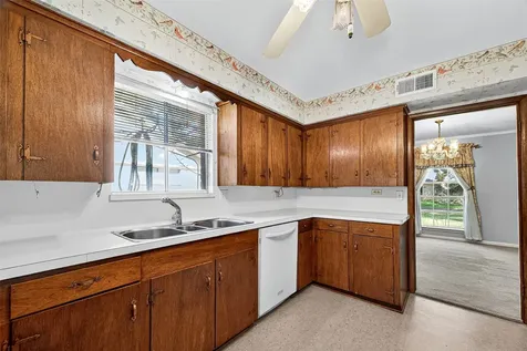5223 Wigton Drive Houston TX 77096