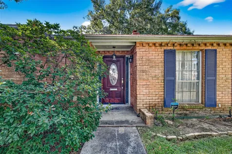 5223 Wigton Drive Houston TX 77096