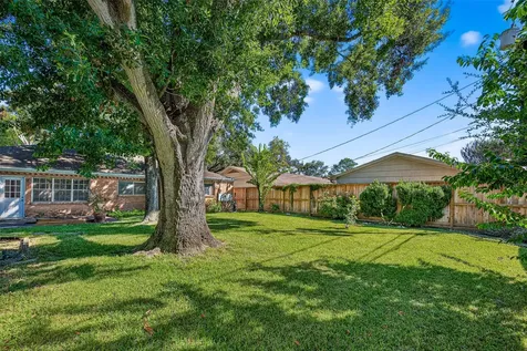 5223 Wigton Drive Houston TX 77096