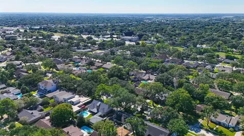 5223 Wigton Drive Houston TX 77096