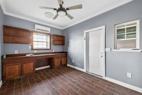 5901 Cr-675 B Rosharon TX 77583