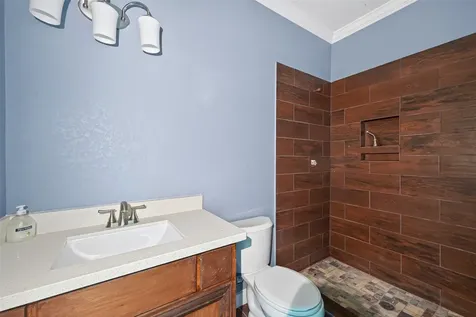 5901 Cr-675 B Rosharon TX 77583