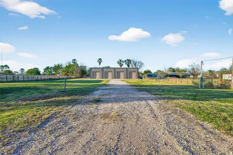 5901 Cr-675 B Rosharon TX 77583