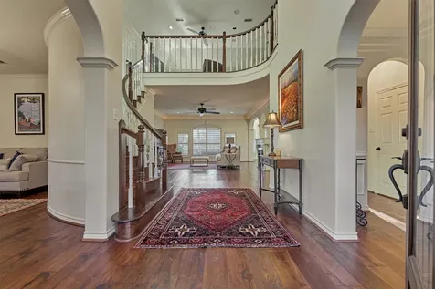 147 Sunnyvale W Montgomery TX 77356