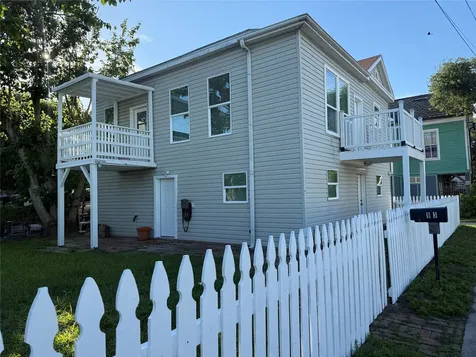 1913 30th Street Galveston TX 77550