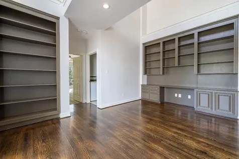 1202 Marconi Street Houston TX 77019