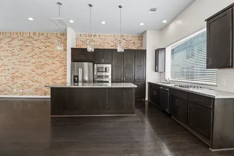 715 Hartman Street Houston TX 77007